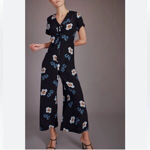 No 6 Store Floral Black Jumpsuit size XS EUC
